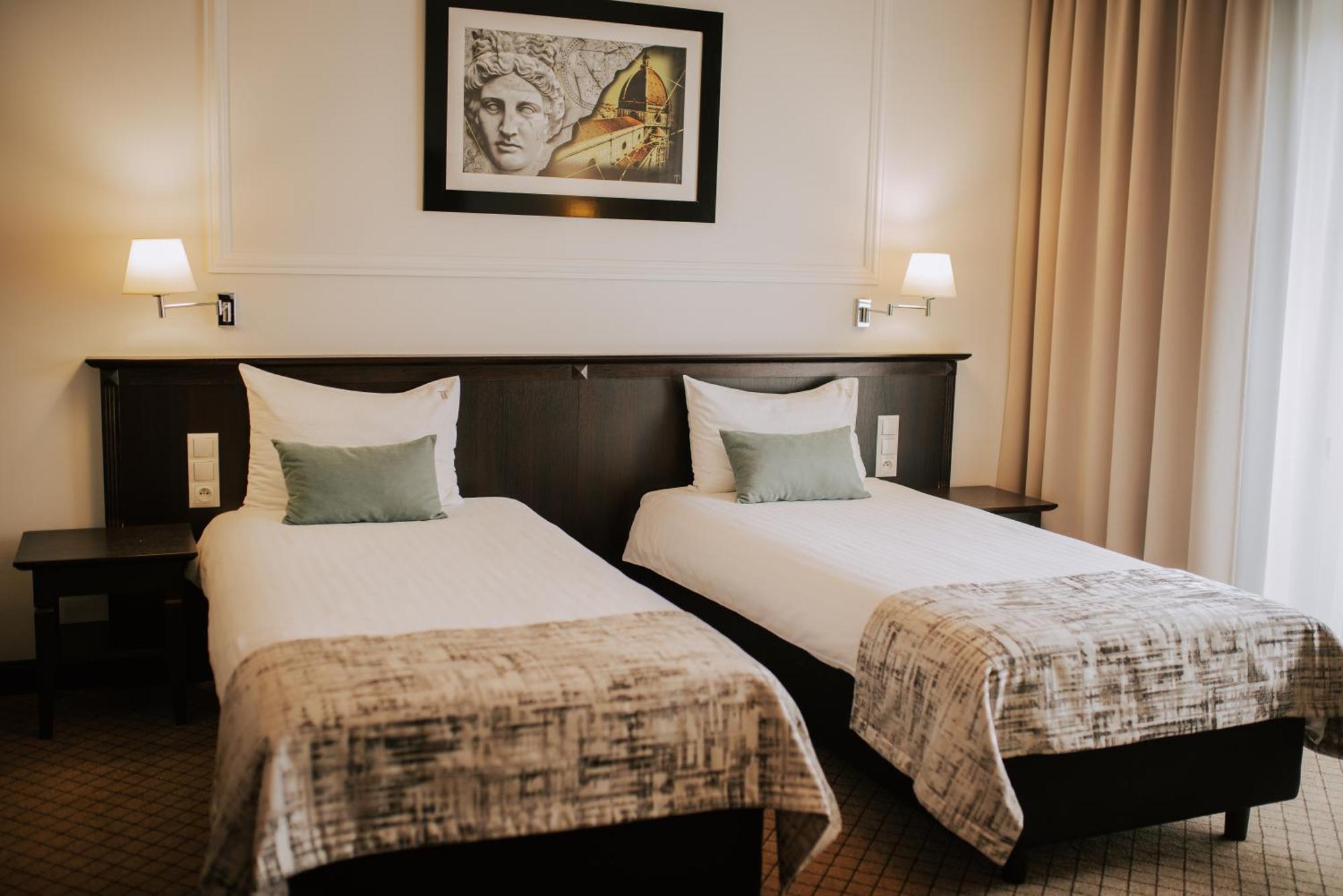 Hotel Toscania Włoszakowice Eksteriør billede