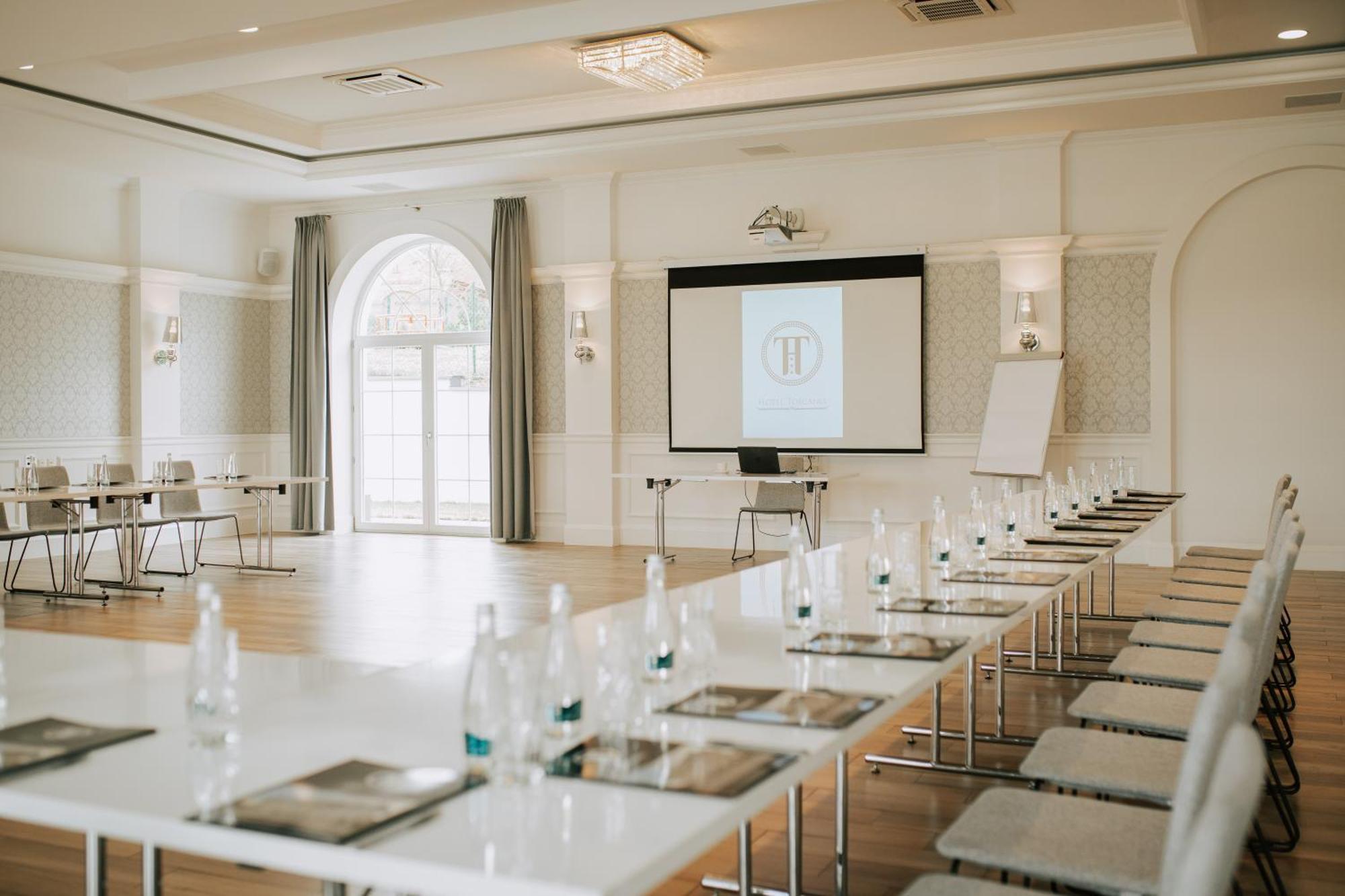 Hotel Toscania Włoszakowice Eksteriør billede