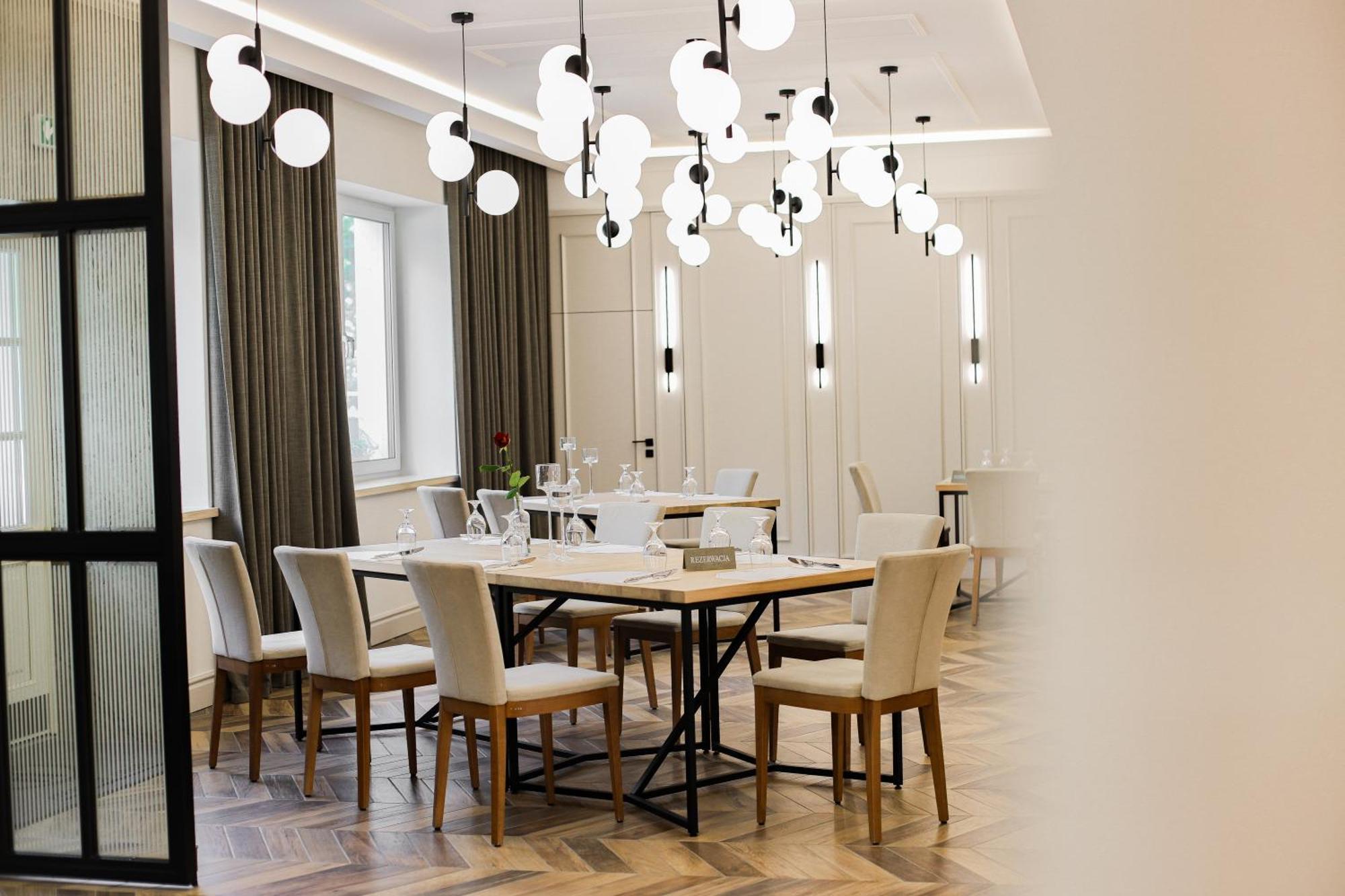 Hotel Toscania Włoszakowice Eksteriør billede