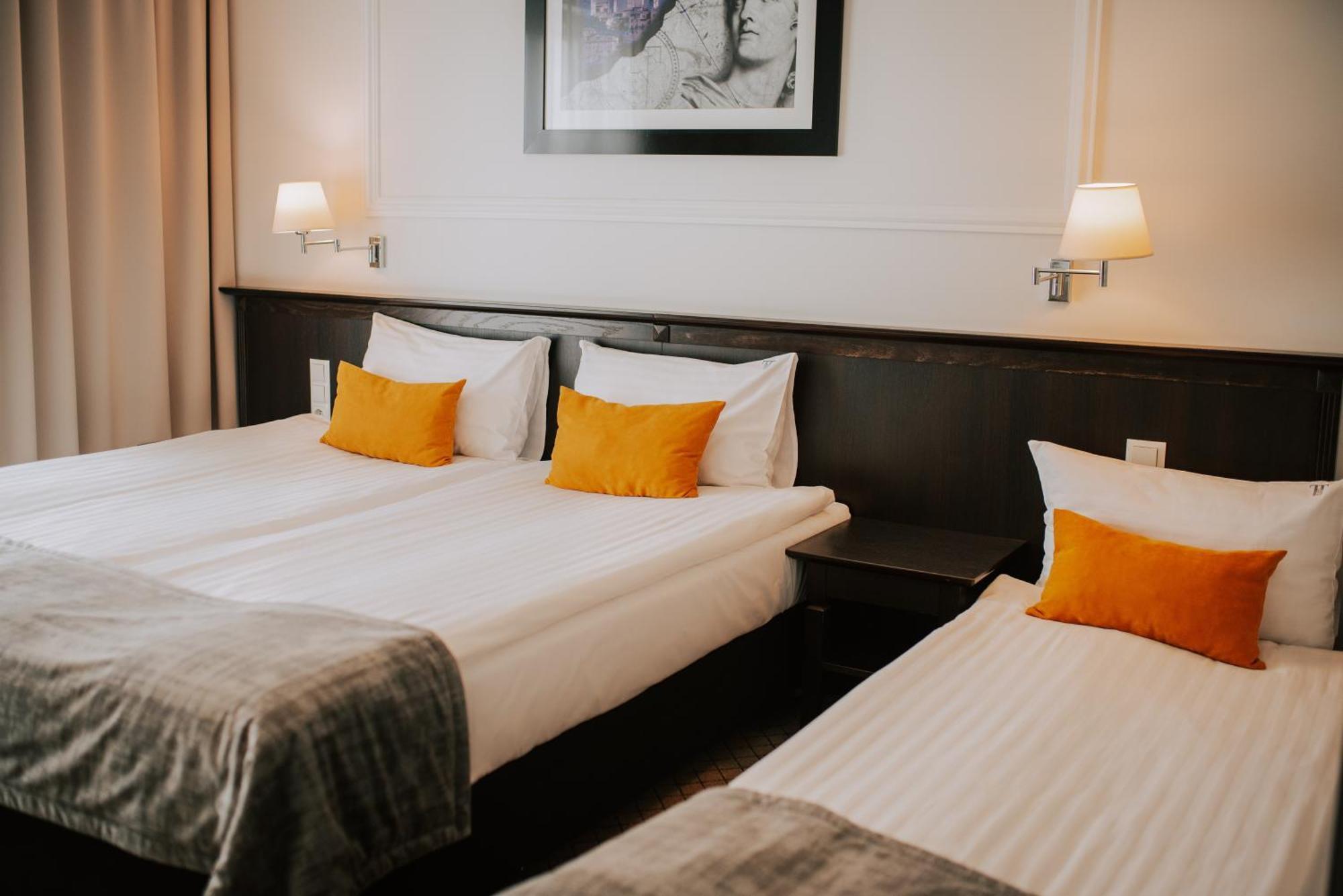 Hotel Toscania Włoszakowice Eksteriør billede