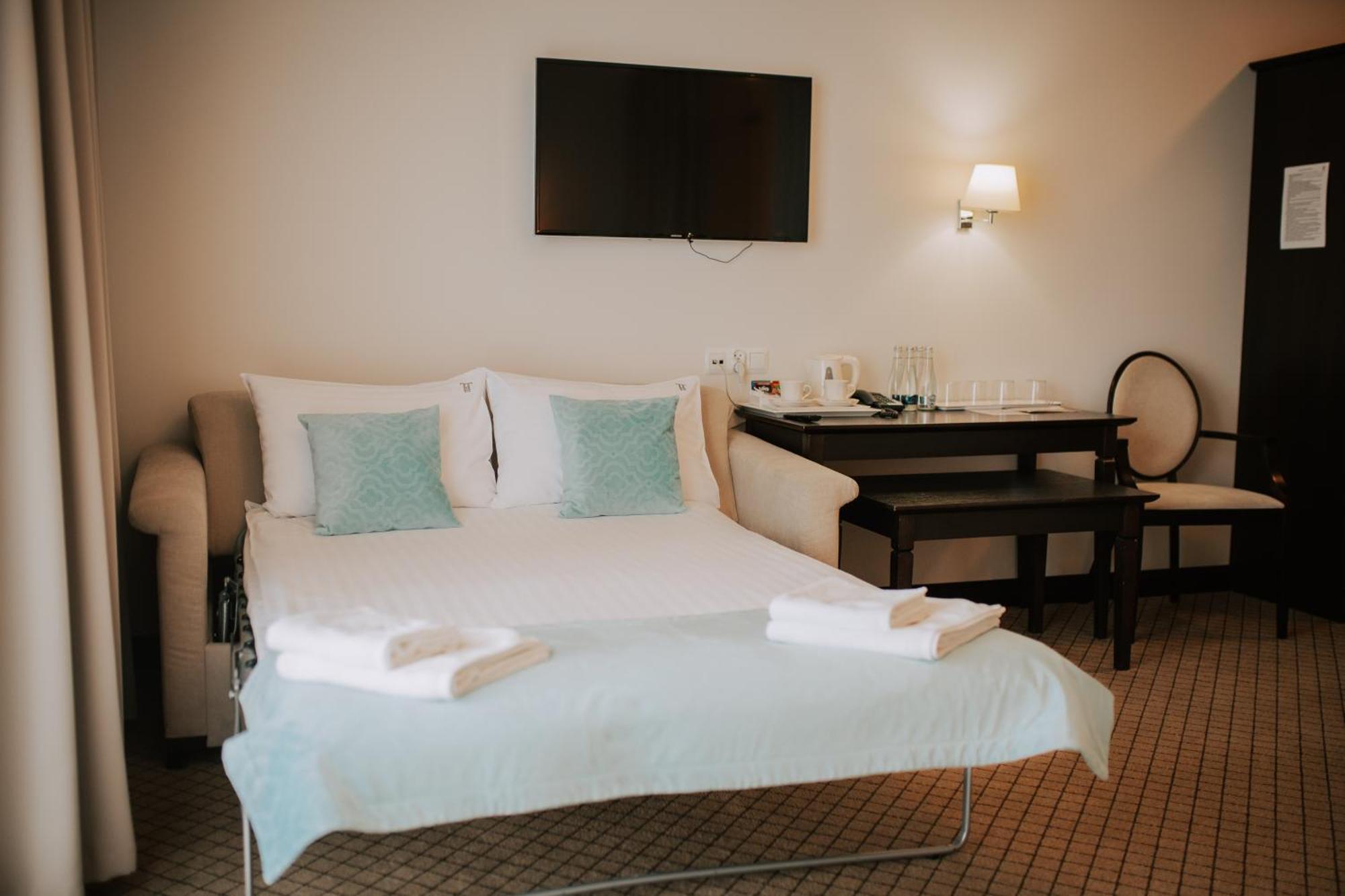 Hotel Toscania Włoszakowice Eksteriør billede