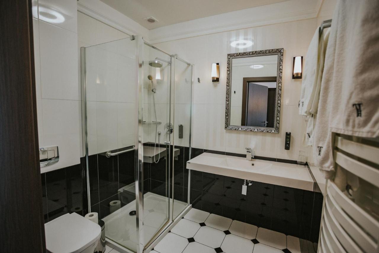 Hotel Toscania Włoszakowice Eksteriør billede